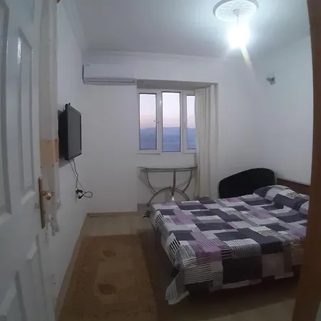 Havuzlu Sitede Deniz Manzarali 度假居